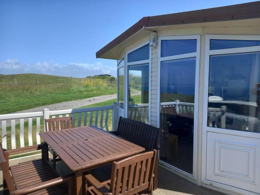 Bay View - Fantastic Views Of Whitsand Bay Torpoint Extérieur photo
